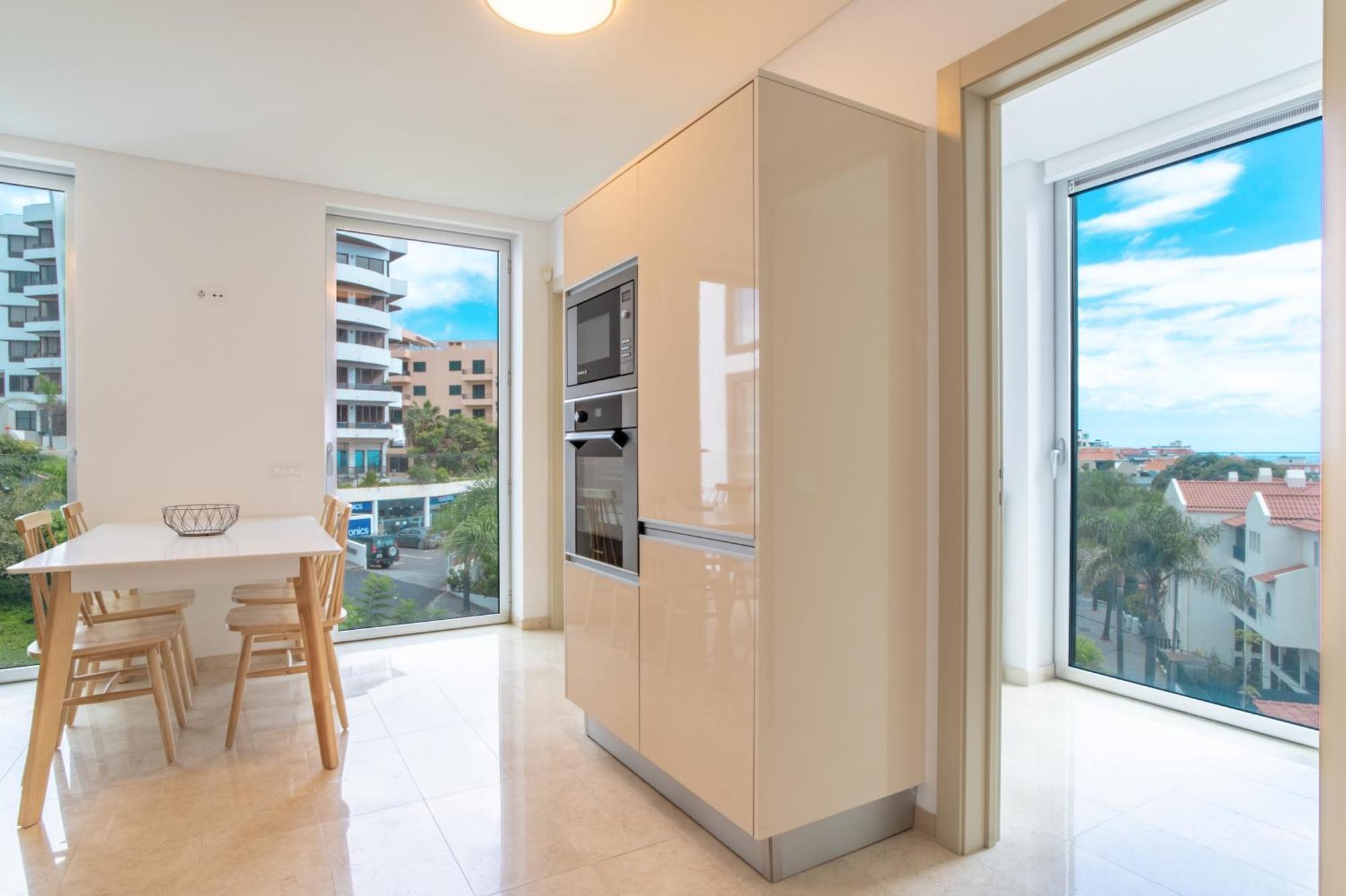 Madeira Residence Apartments T2 ฟุงชาล ภายนอก รูปภาพ