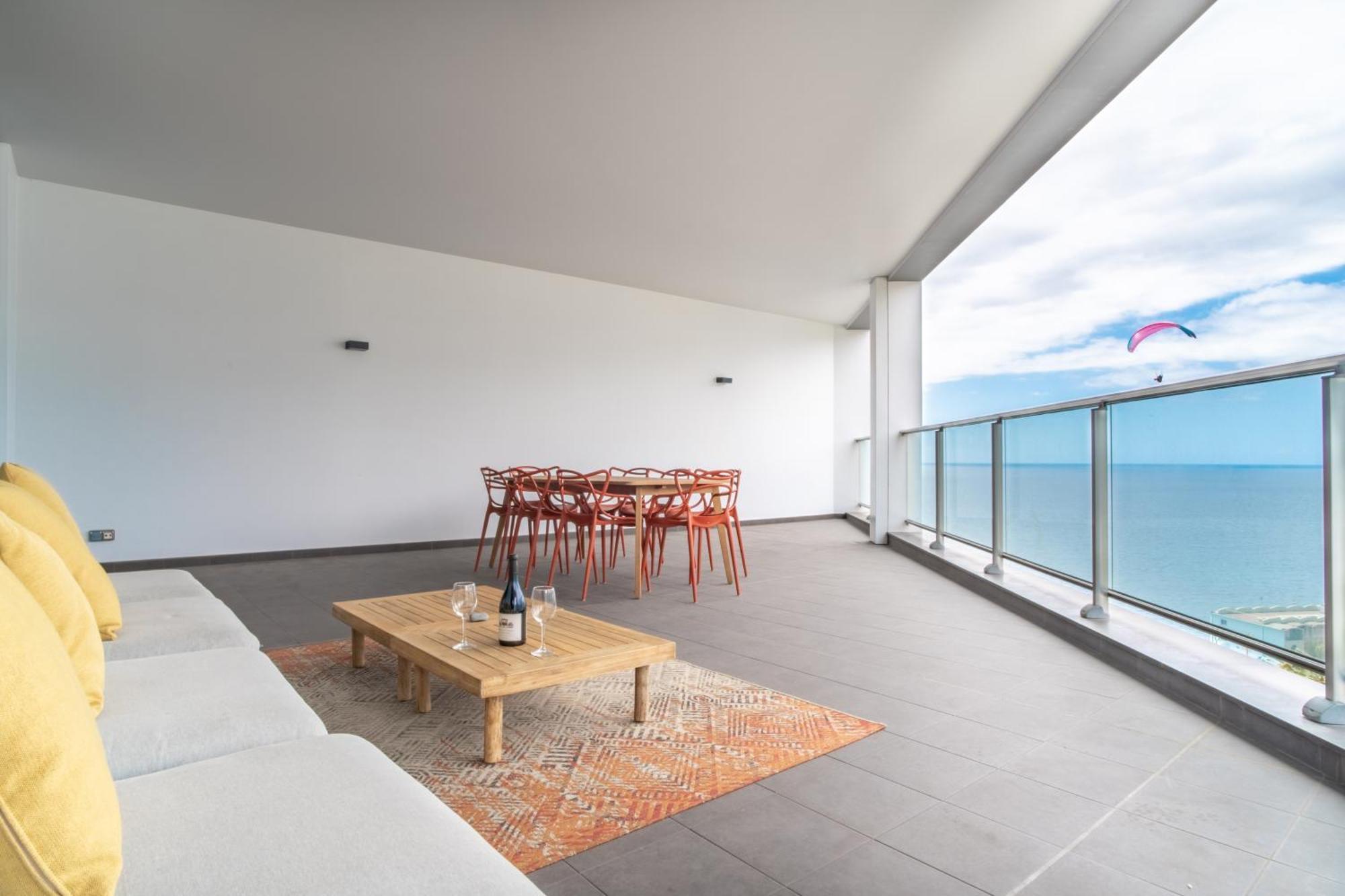 Madeira Residence Apartments T2 ฟุงชาล ภายนอก รูปภาพ