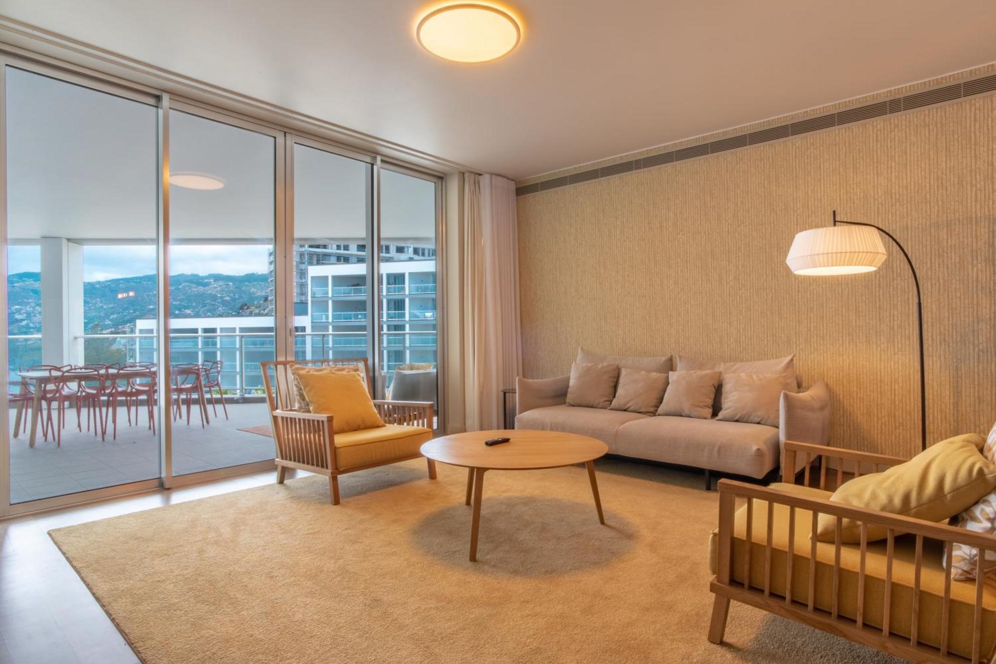 Madeira Residence Apartments T2 ฟุงชาล ภายนอก รูปภาพ