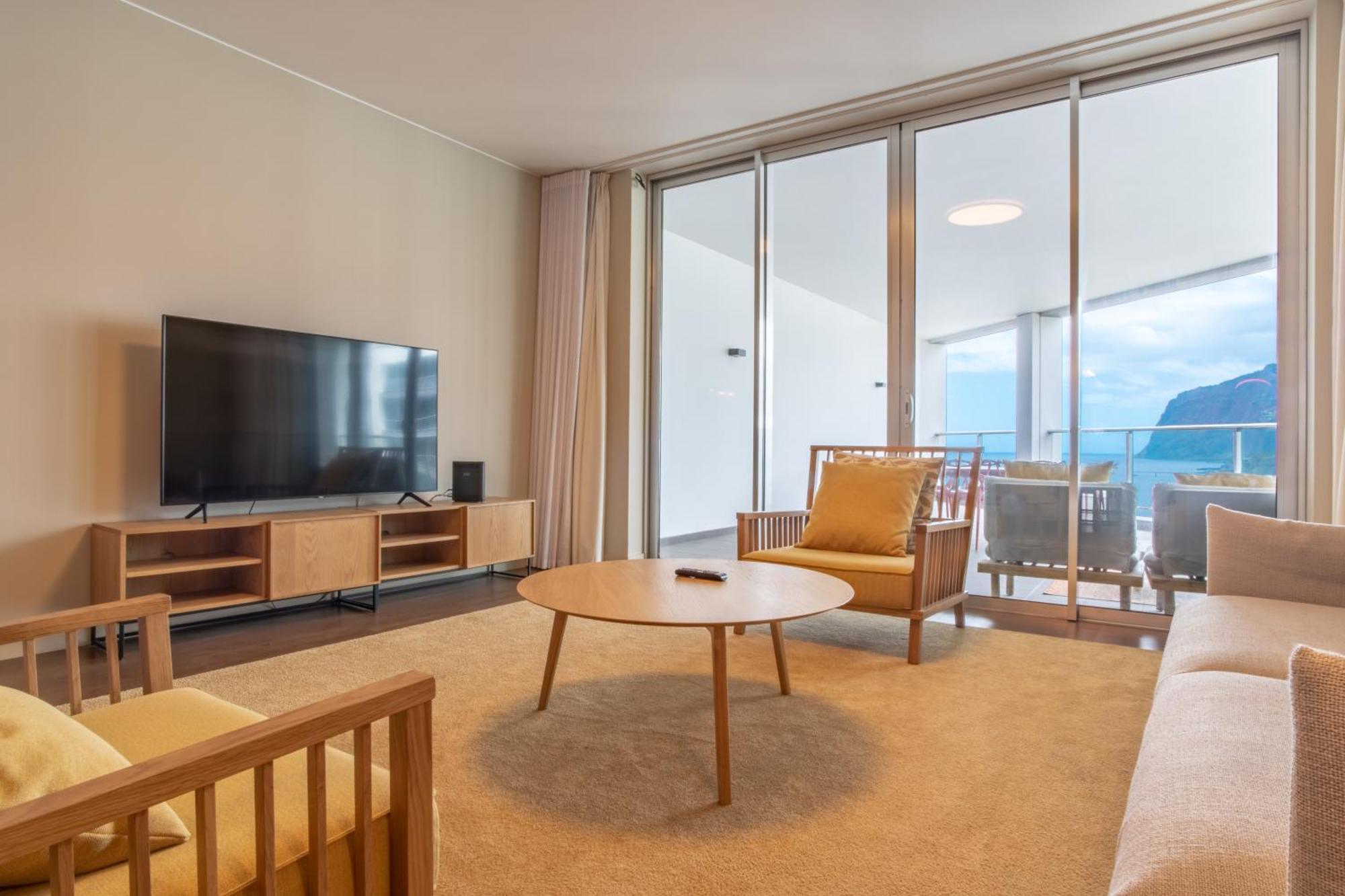 Madeira Residence Apartments T2 ฟุงชาล ภายนอก รูปภาพ
