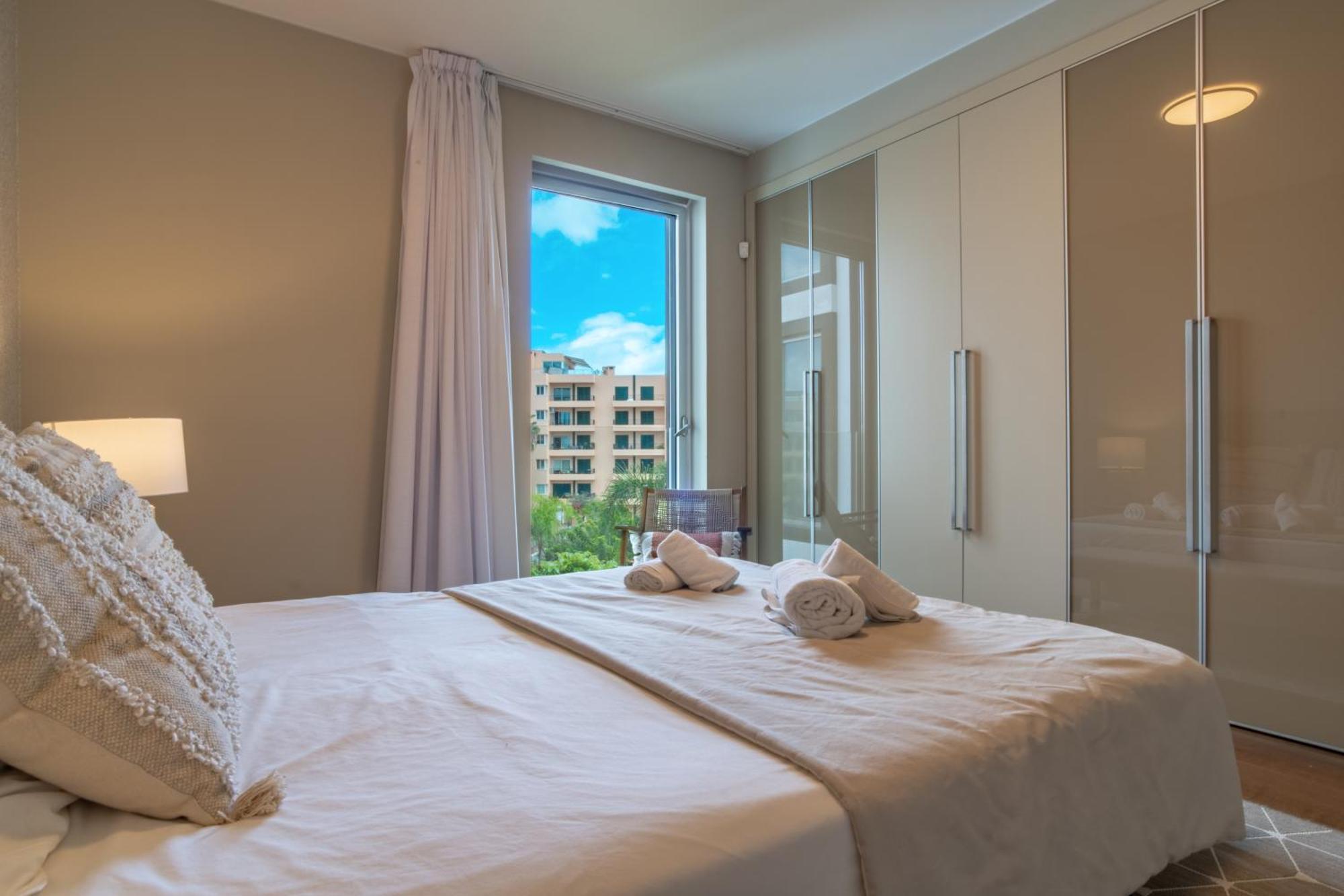 Madeira Residence Apartments T2 ฟุงชาล ภายนอก รูปภาพ